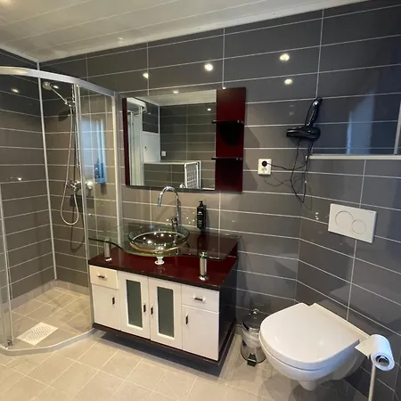 ロフォーテン ベッド＆ブレックファースト - ルーム＆アパートメンツ