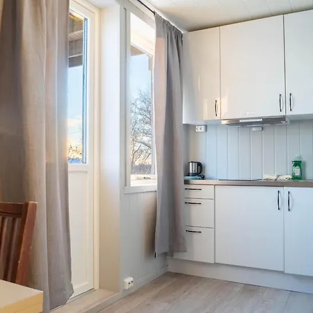 Bed & Breakfast Lofoten - & 3*