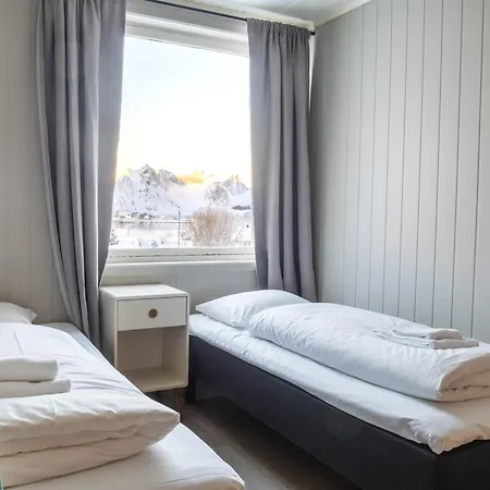 Lofoten - & Bed & Breakfast 3*