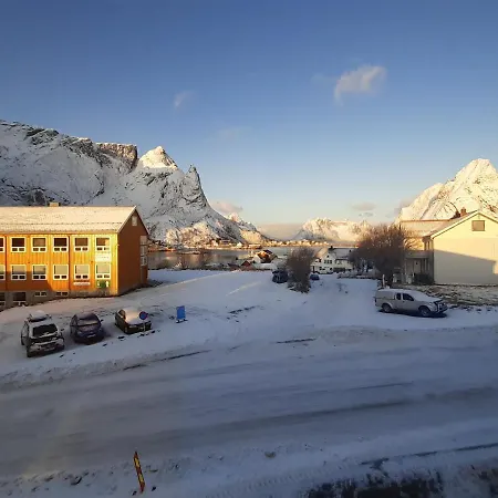 ロフォーテン ベッド＆ブレックファースト - ルーム＆アパートメンツ ベッド・アンド・ブレックファスト