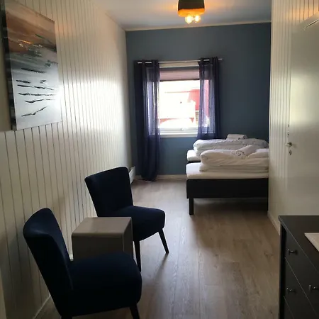 Lofoten - & Bed & Breakfast 3*