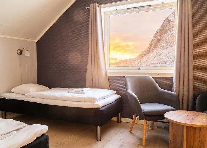 Lofoten - Rooms&apartments Reine