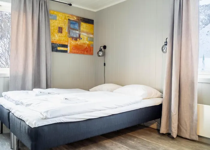 Lofoten - Rooms&apartments Reine